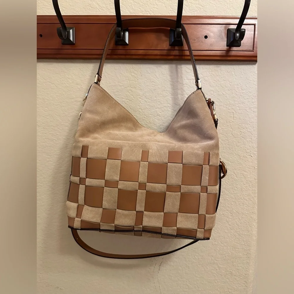 Michael Kors Suede Leather Vivian Hobo Bag - Elegant Woven Design - Picture 9 of 16
